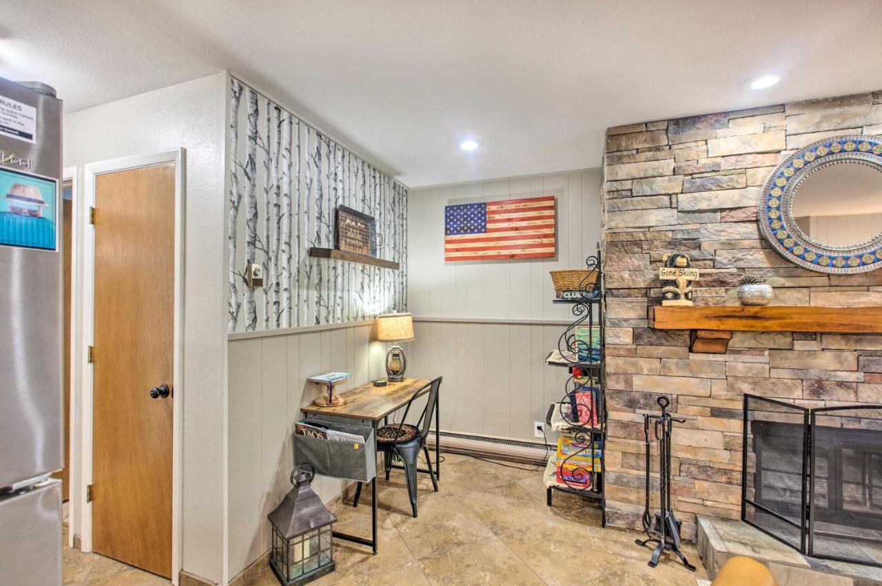 Main St Red River Ski Condo With Mountain View! 外观 照片