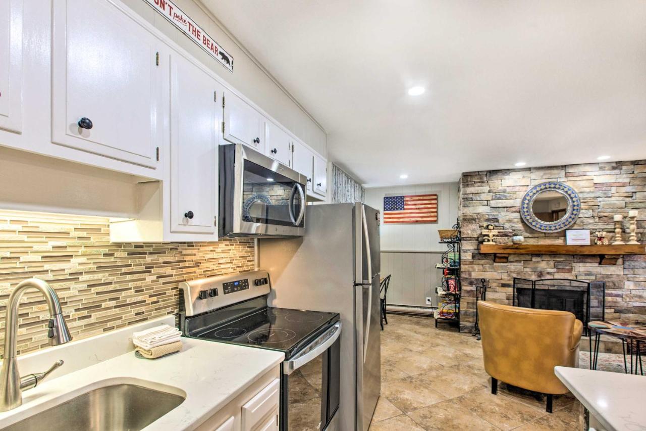 Main St Red River Ski Condo With Mountain View! 外观 照片