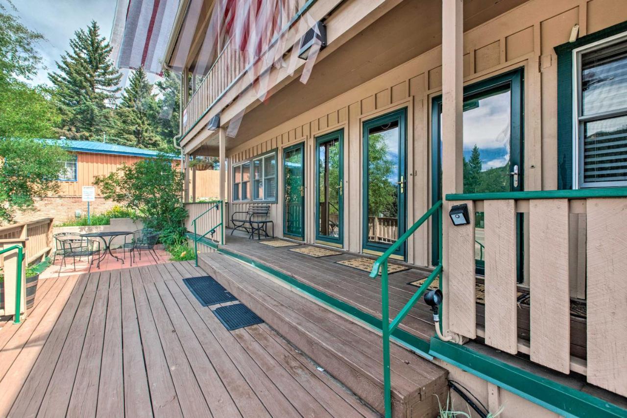 Main St Red River Ski Condo With Mountain View! 外观 照片